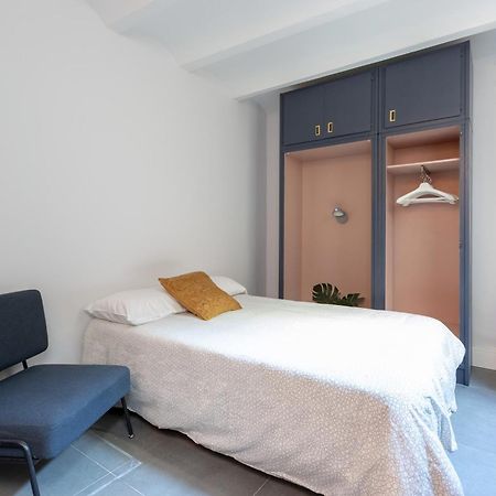 Apt Centrico Y Tranquilo De 2 Hab Madrid Luaran gambar